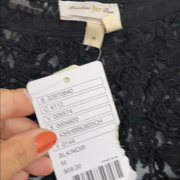 Anthropologie “Meadow Run” Black Lacy Tee NWT - Picture 2 of 3